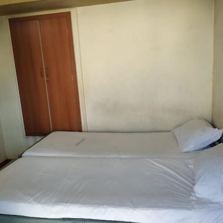 Abirami Lodge Tiruvannamalai Bagian luar foto