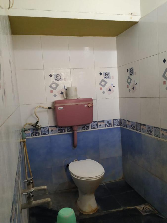 Abirami Lodge Tiruvannamalai Bagian luar foto