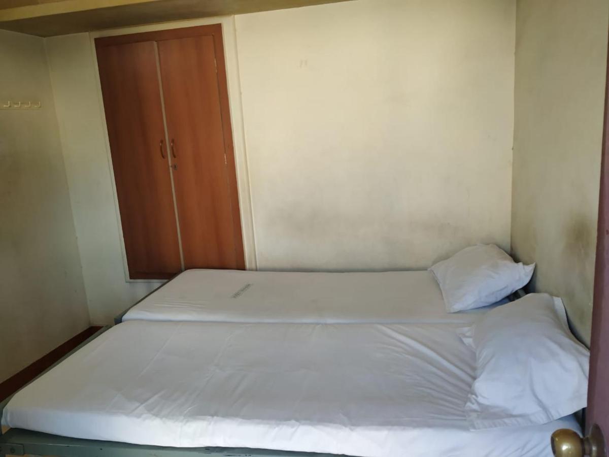 Abirami Lodge Tiruvannamalai Bagian luar foto